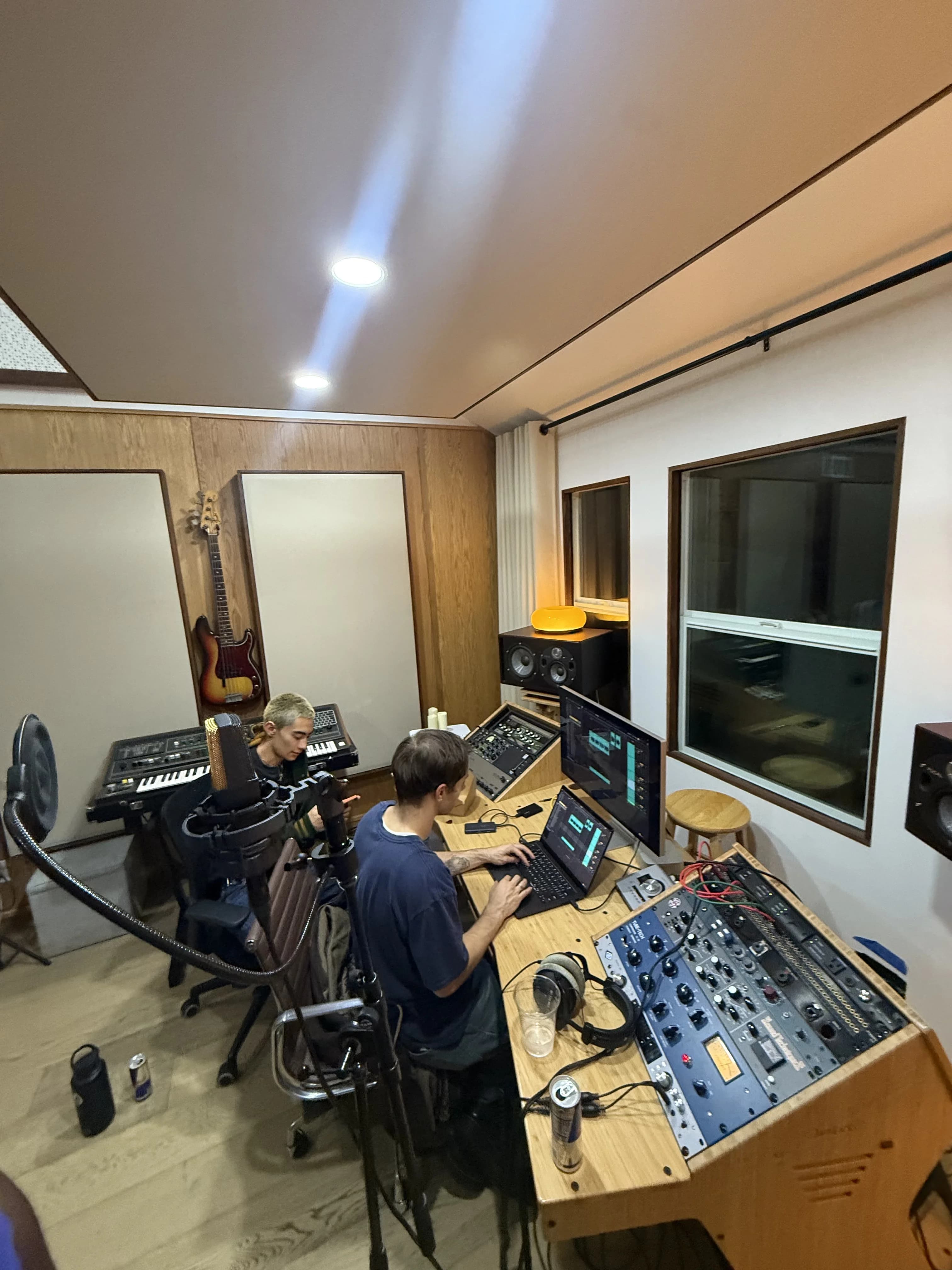Jonah Leon recording at Handmade Records with Julian Kenji